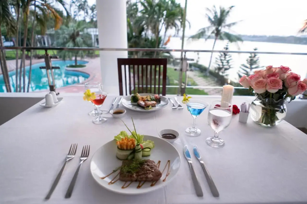 Century Riverside Hotel Hue - Général