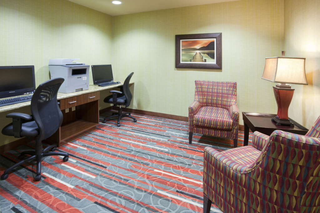 Holiday Inn Express & Suites Bloomington - MPLS Arpt Area W by IHG - Général