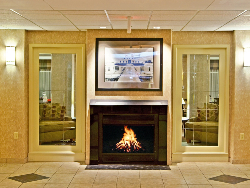 Lobby & Reception