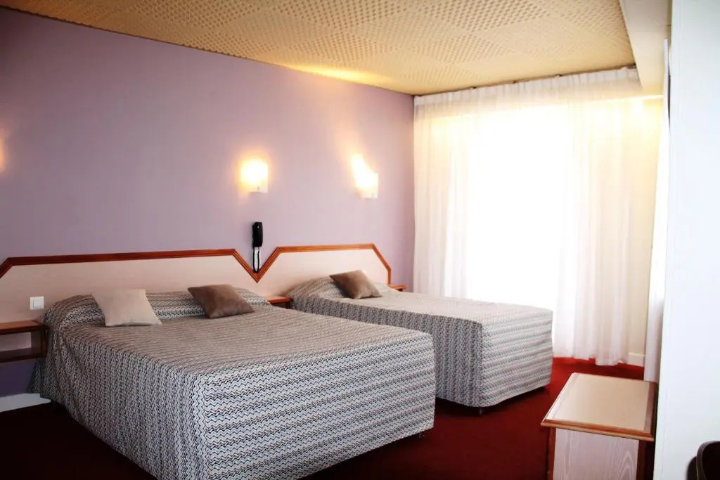 Logis Le Cheval Blanc et Clovis - Chambres