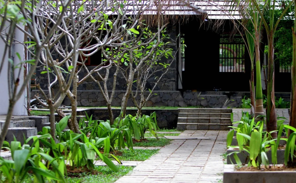 Exterior