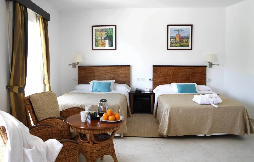 Hotel Apartamentos Cala Santanyi - Général