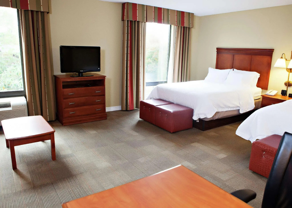 Quadruple Suite