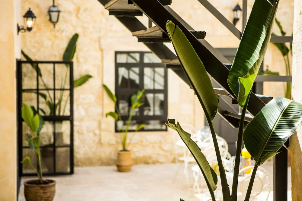 Anilevich Mansion — фото