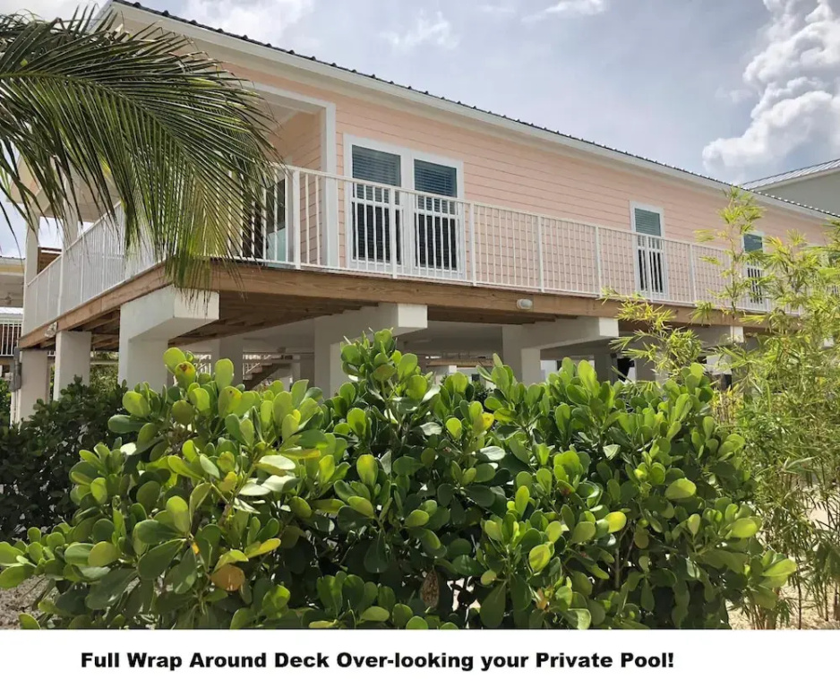 4 Beautiful 4 Bed 3 Bath Pool Home w Free Dock
