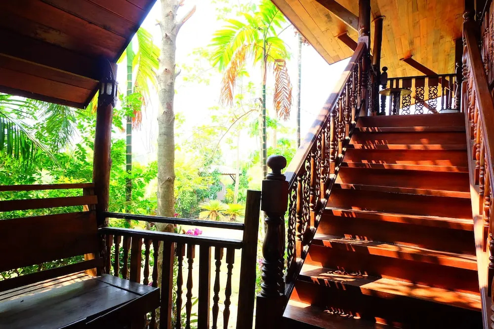 Khunchay House