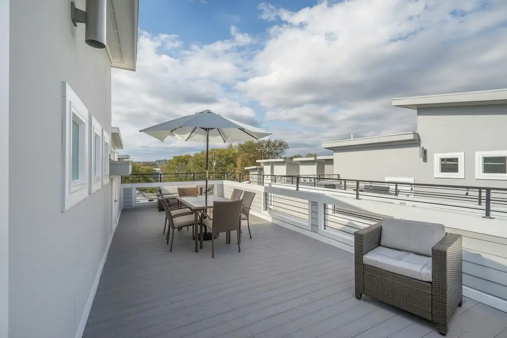 2nd Ave S Townhouse Unit C10 - 3 Br Townhouse
