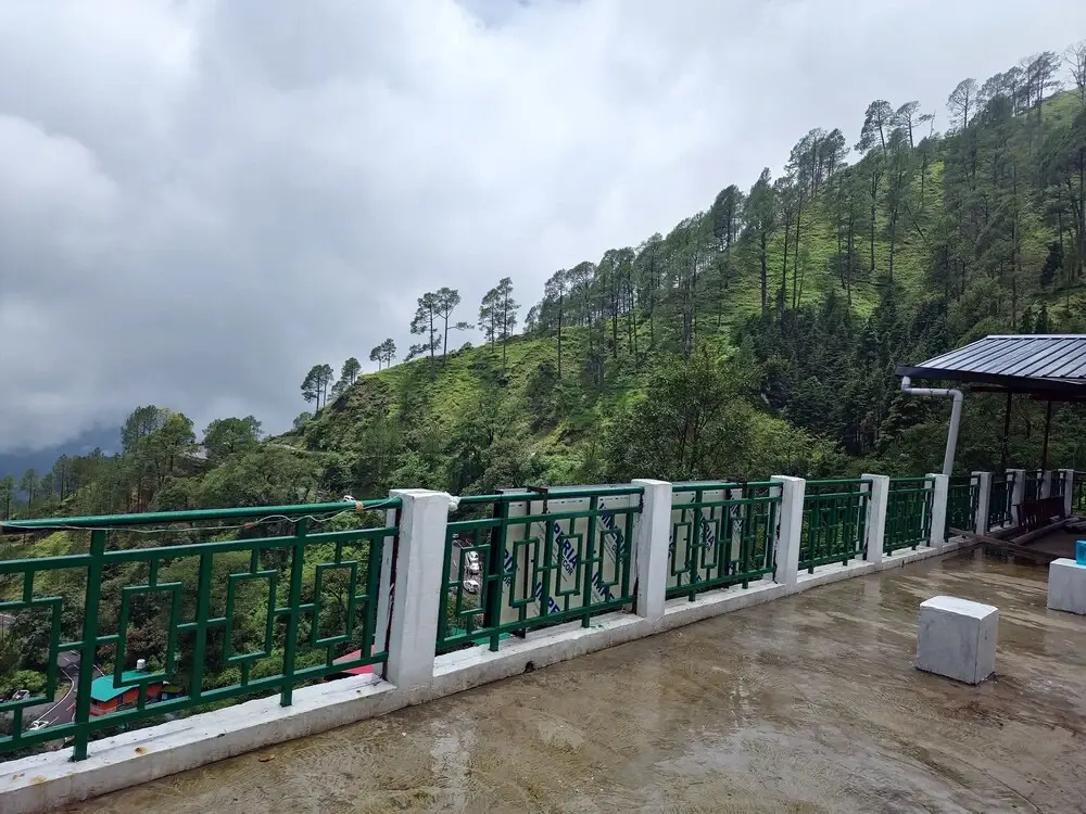 Hotel Relax Max Sariyatal Nainital