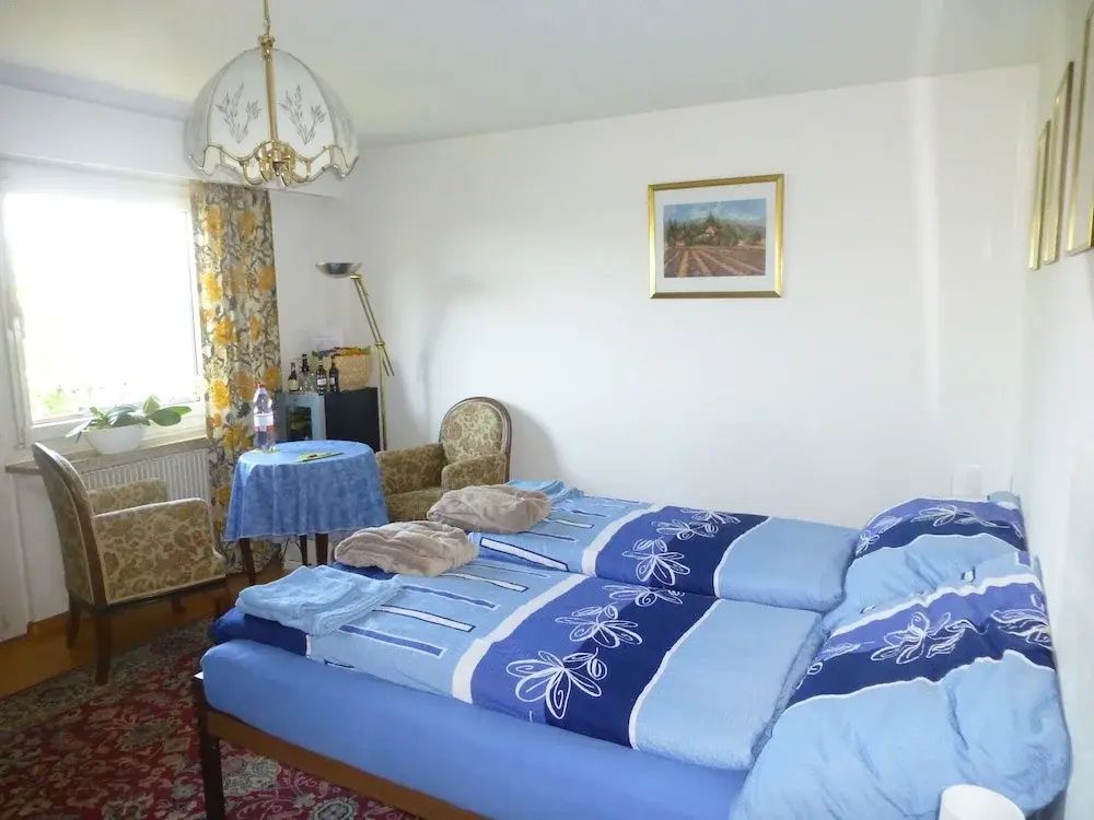 Standard Double room with balcony (full double bed)