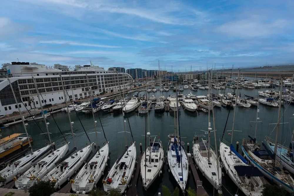 Neptune Suite-hosted by Sweetstay - фото 13