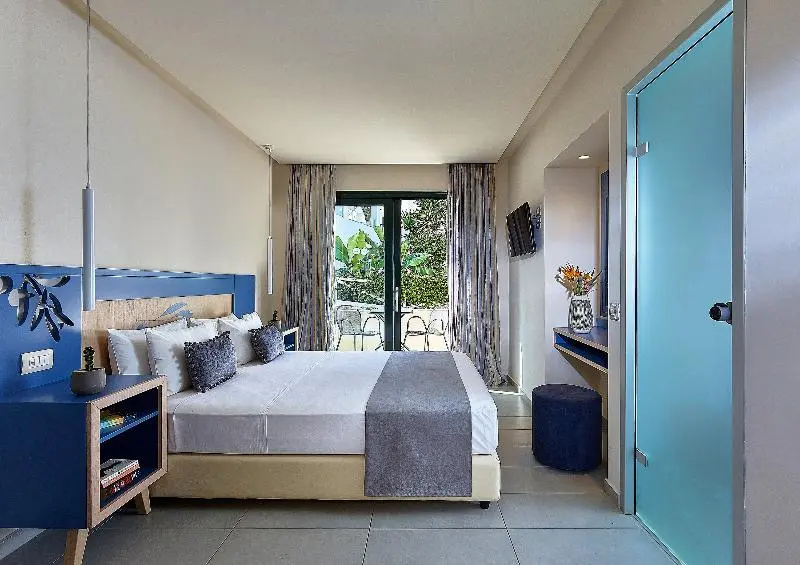 Standard room with balcony