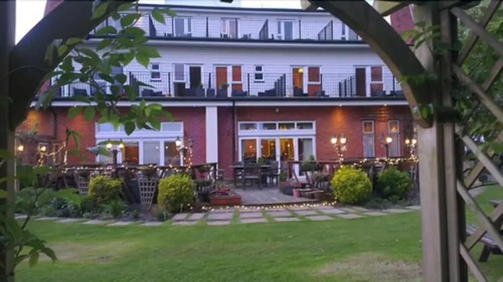 Hotel photo 11