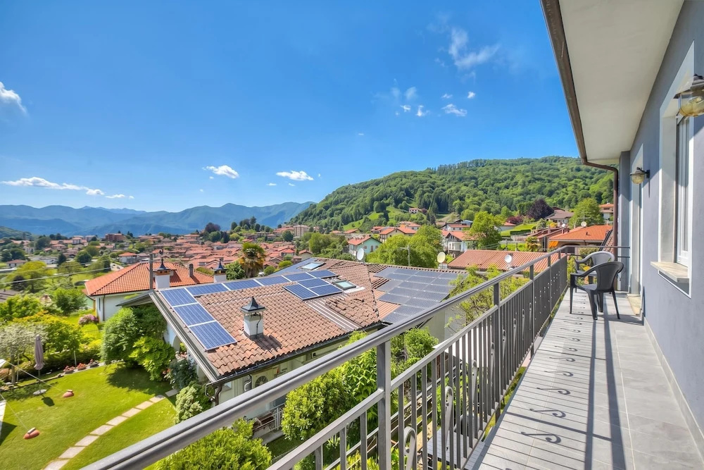 Zio Enry Terrace Apartment Orta Lake