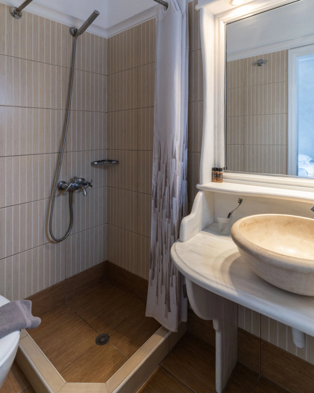Superior Double room (full double bed)