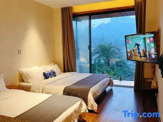 Standard Quadruple room with mountain view