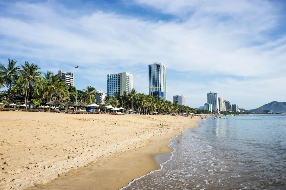 Beach & Waterfront