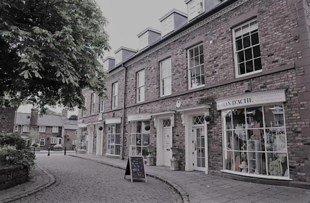 Modern 3-bed House on Tarporley High Street