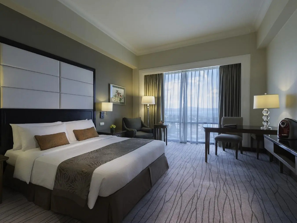 Premier room