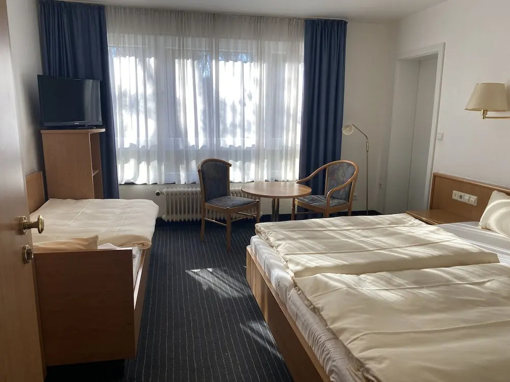 Business Triple room