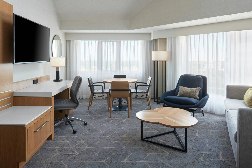 Delta Hotels by Marriott Saskatoon Downtown — 5