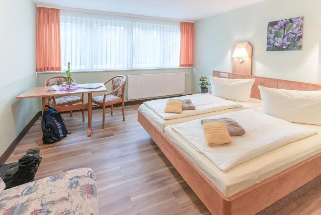Economy room