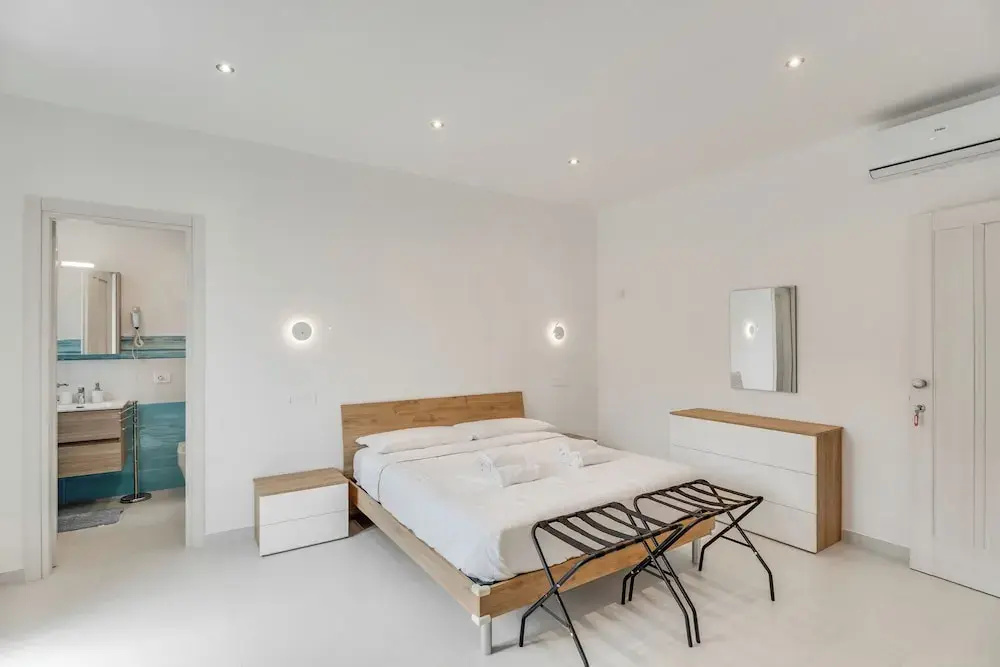 Standard room with city view