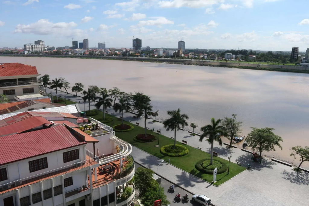 Paragon Central Hotel & Sky Bar - Général