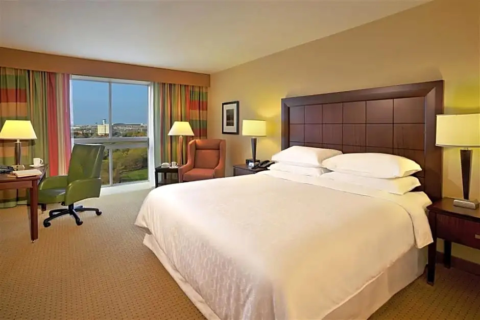 Sheraton Toronto Airport Hotel & Conference Centre - Chambres