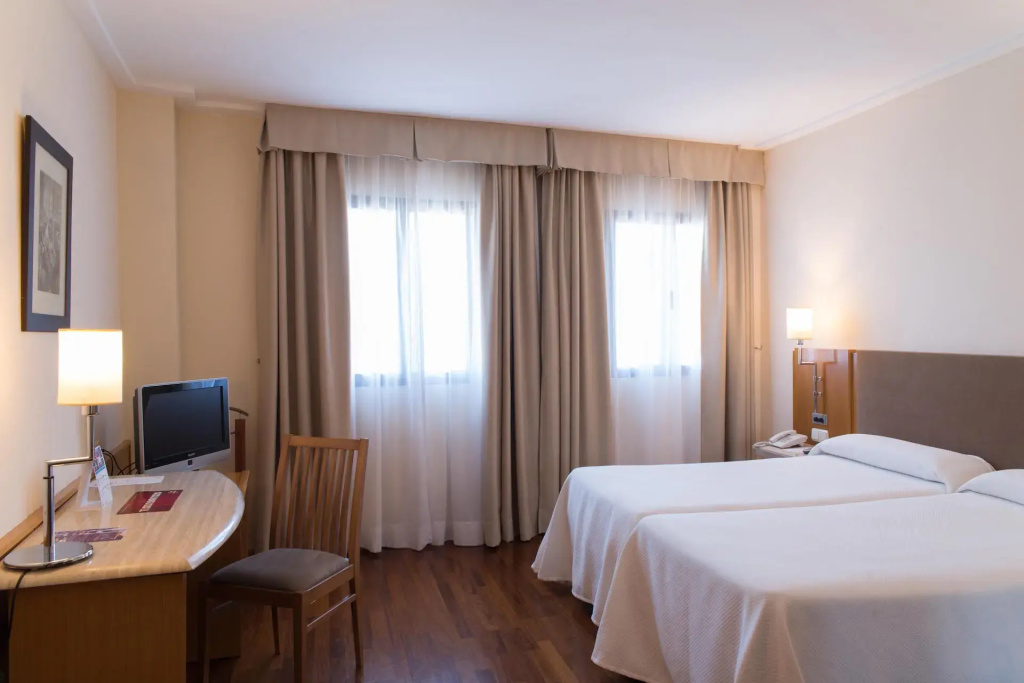 Superior room with view