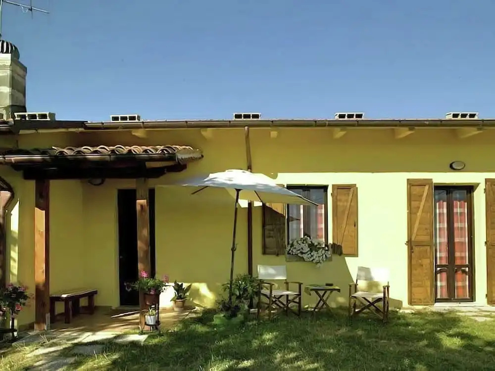 Farmhouse with a magnificent panorama, swimming pool, 3 km from Cagli