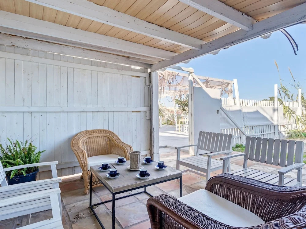 Elegant Bungalow in Oliva wih Swimming Pool