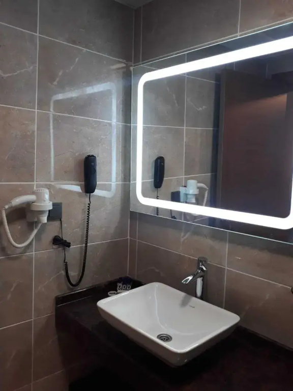 Economy room