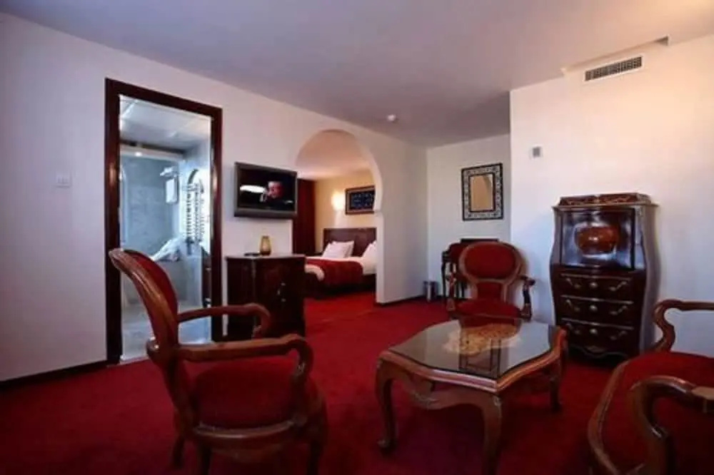Suite