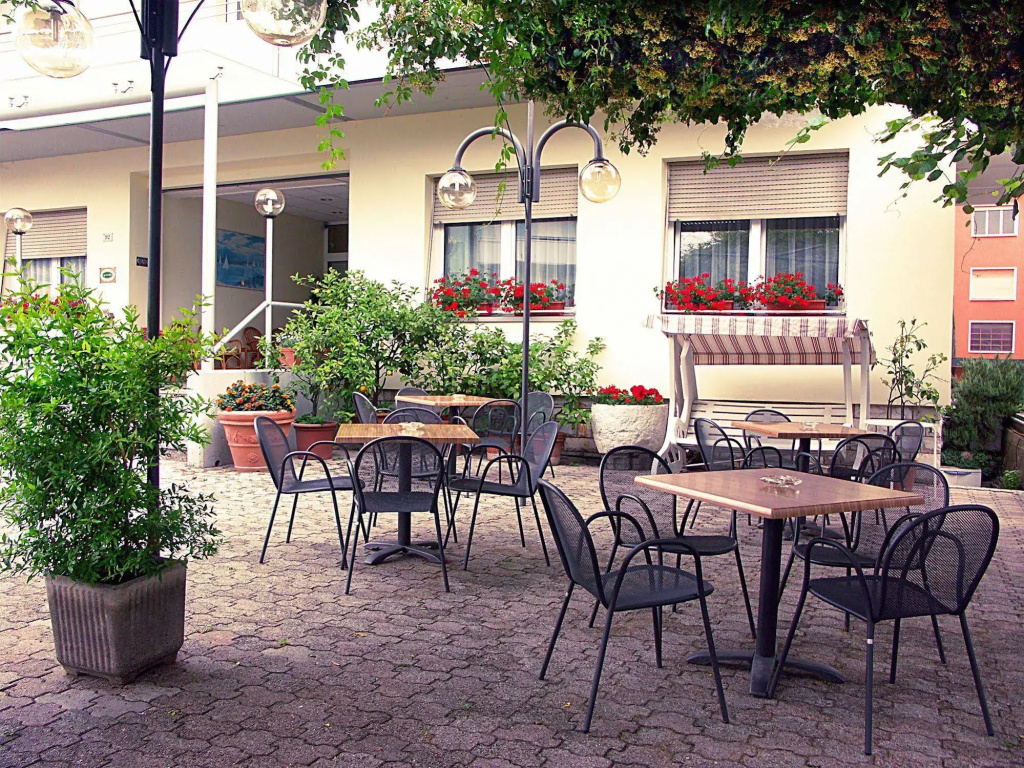 Hotel photo 16