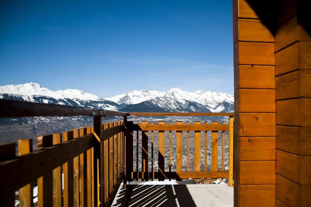 Balcony & Terrace