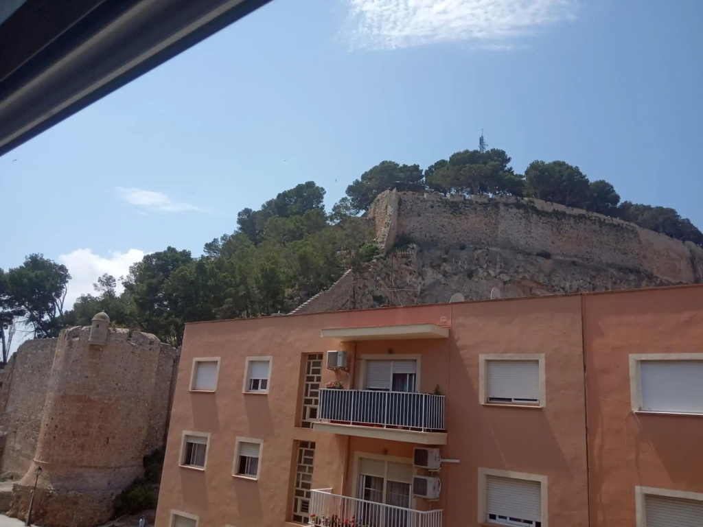 Apartamento con 3 dormitorios 3 minutos hasta la playa