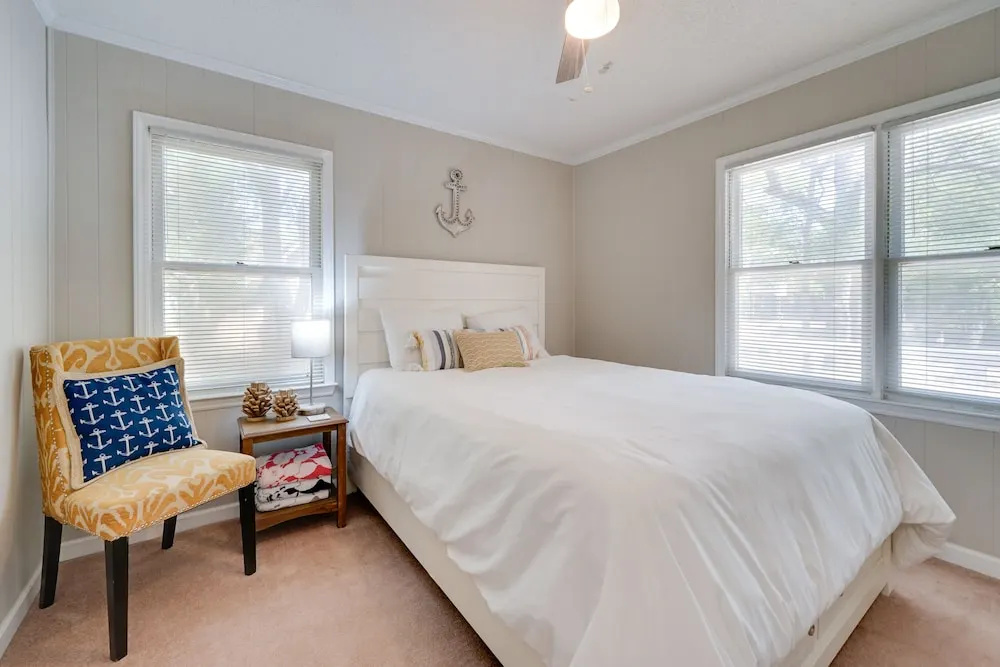 Oak Island Home w/ Spacious Backyard & Porch