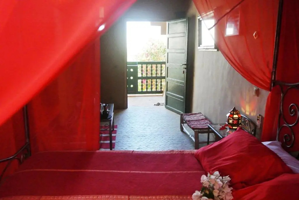 Comfort room