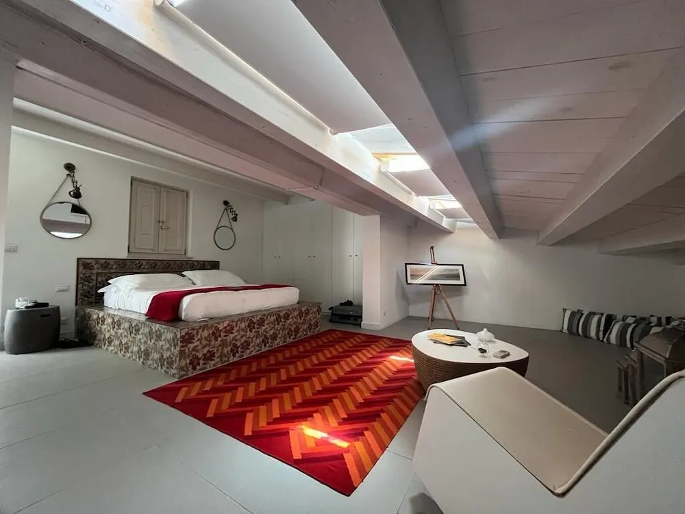 Deluxe room with city view