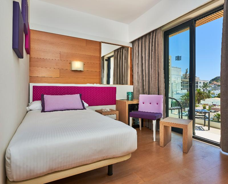 Standard Single room with balcony