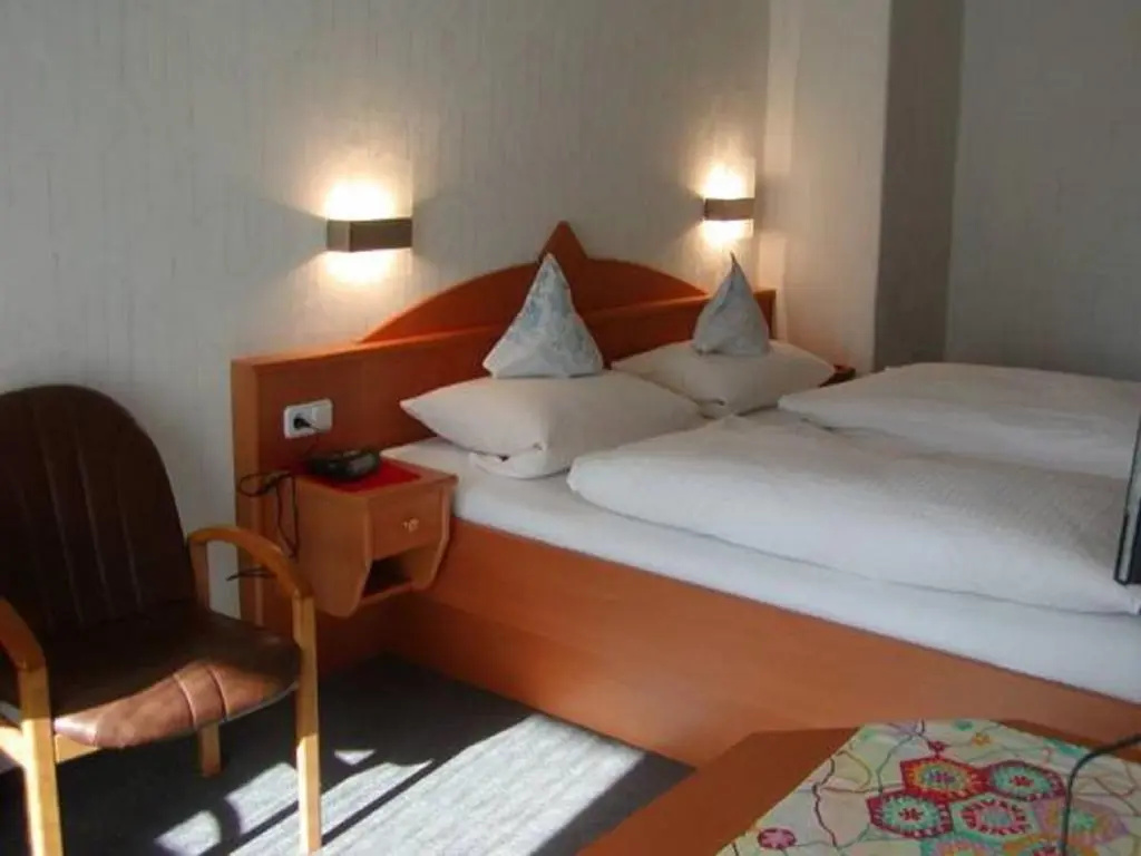Standard Double room (full double bed)