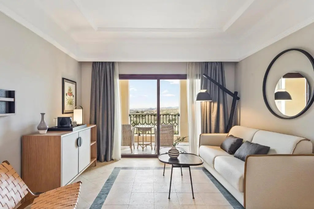 Premium The Level Double room (full double bed)