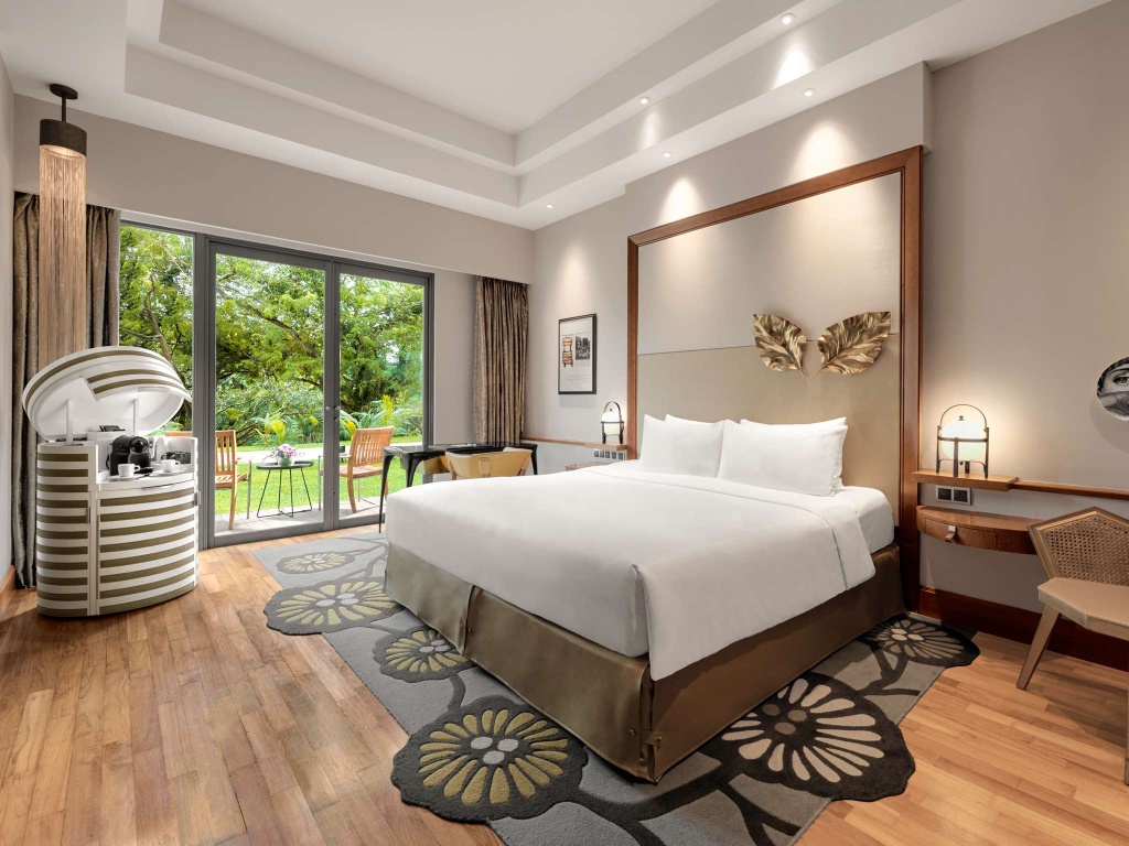 Sofitel Singapore Sentosa Room Type - Luxury Double room (full double bed)