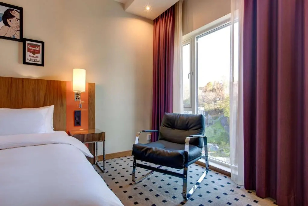 Radisson Blu Hotel & Conference Center, Oslo Alna - Tap to explore photos