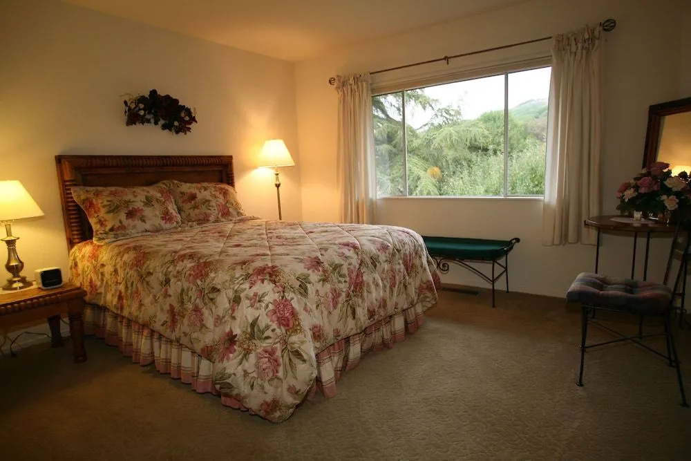 Point Reyes Vineyard Inn 2