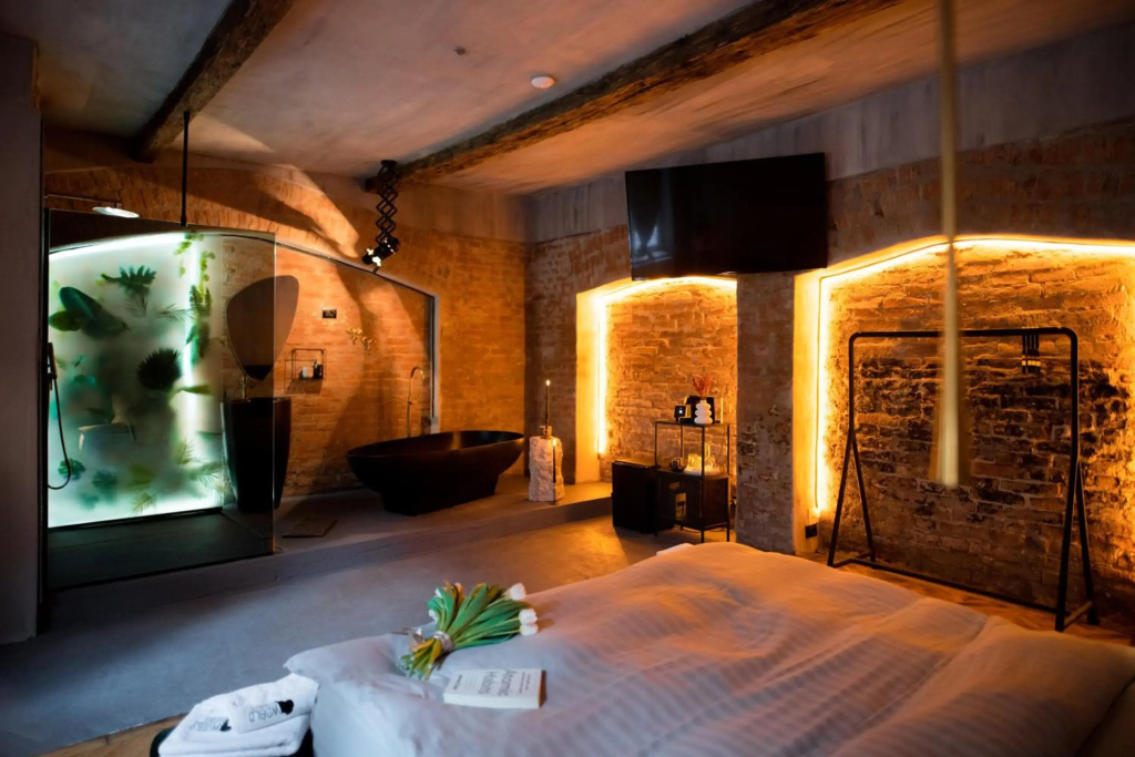 Hotel photo 2