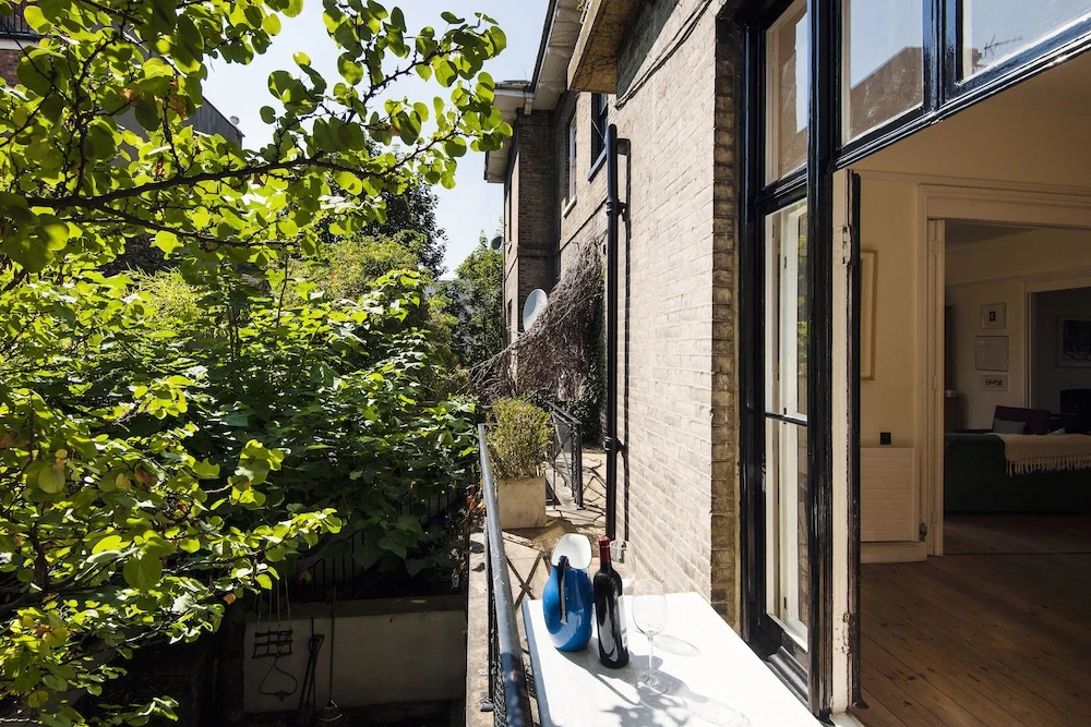 Vintage Shepherds Bush Home by Westfield London