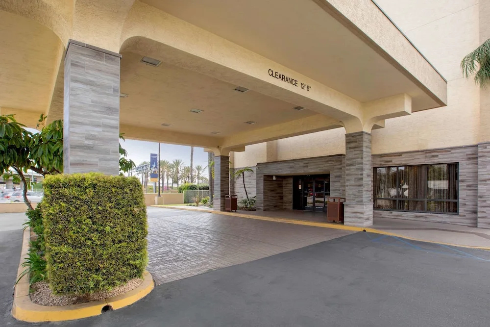 Comfort Inn and Suites Anaheim