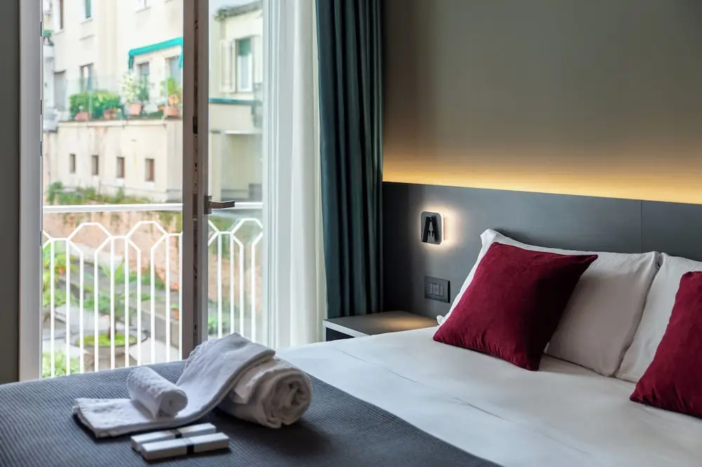 Comfort room