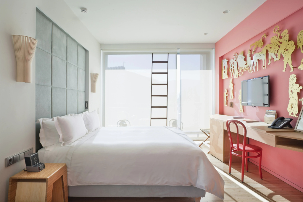 New Hotel